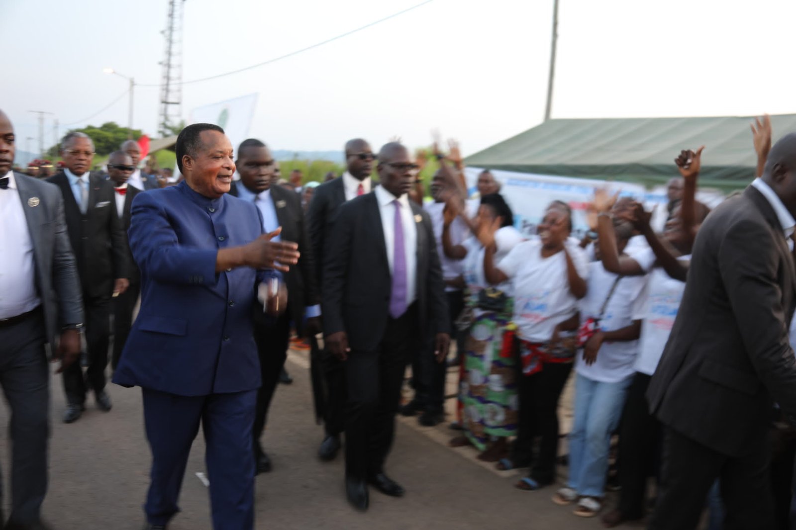 Denis Sassou-N'Guesso en tournée dans la Bouenza : une impulsion pour l'agriculture et l'industrie.